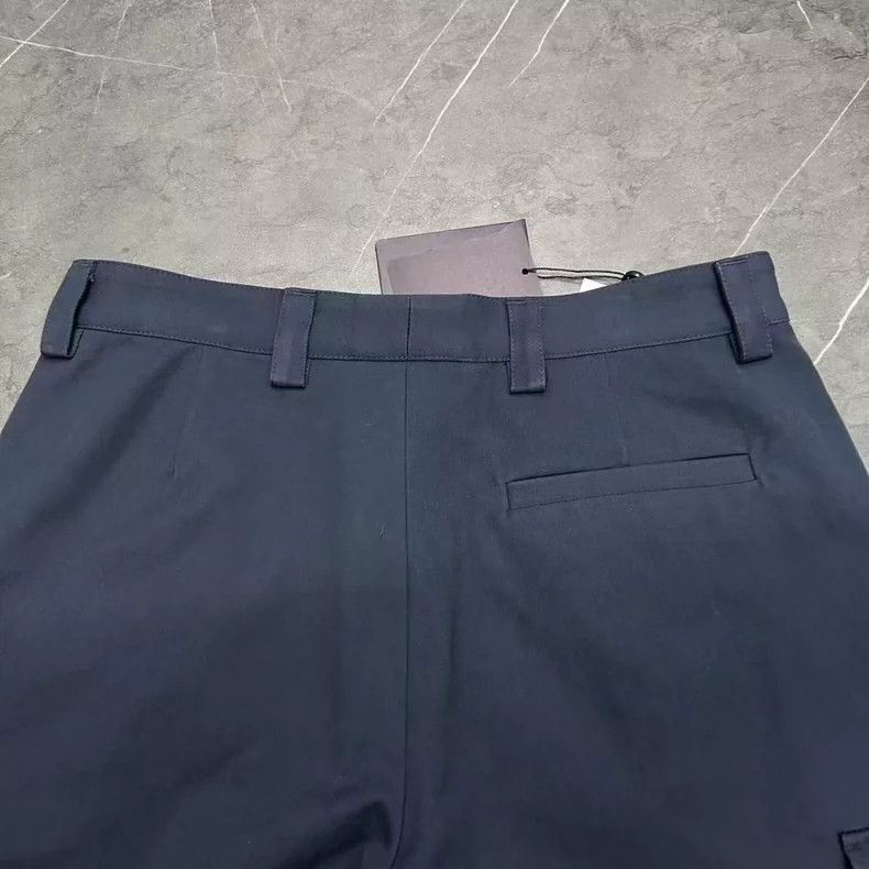 Louis Vuitton Louis Vuitton Navy Cargo Pants Size 38 Size US 38 / EU 54 - 7 Thumbnail