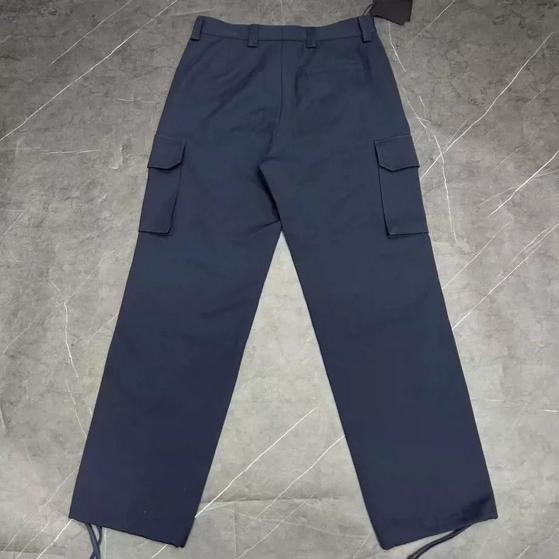 Louis Vuitton Louis Vuitton Navy Cargo Pants Size 38 Size US 38 / EU 54 - 2 Thumbnail
