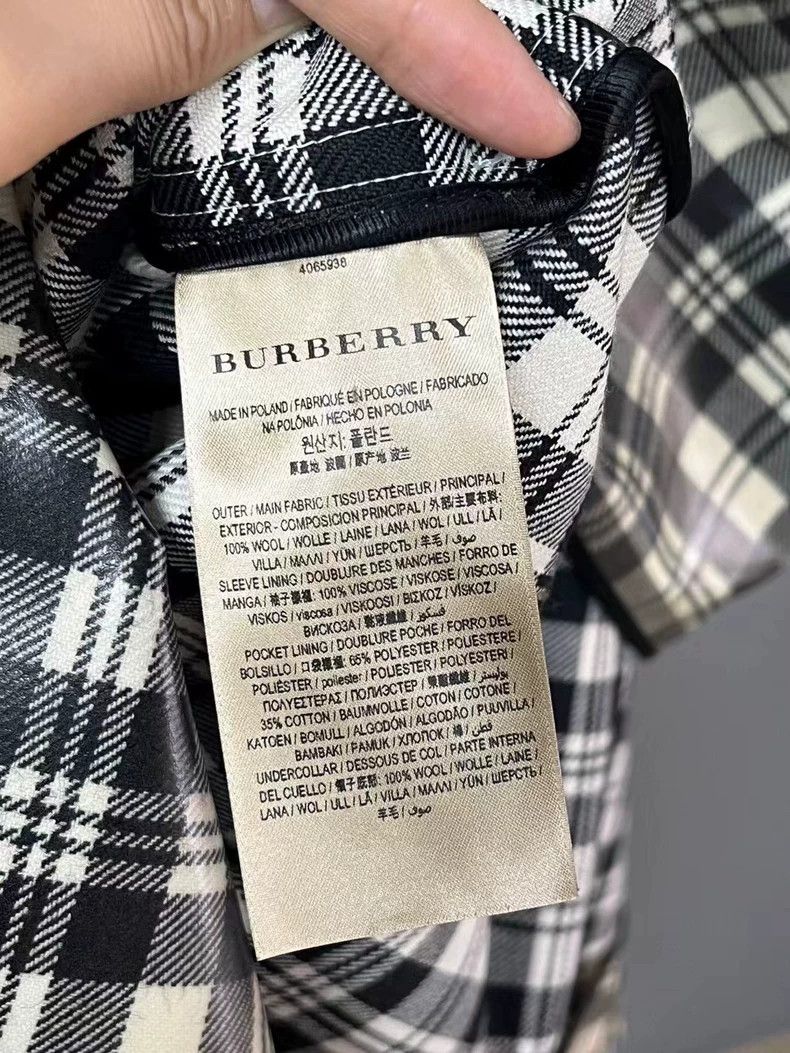 Burberry Burberry Black and White Plaid Wool Trench Coat Size US S / EU 44-46 / 1 - 4 Thumbnail