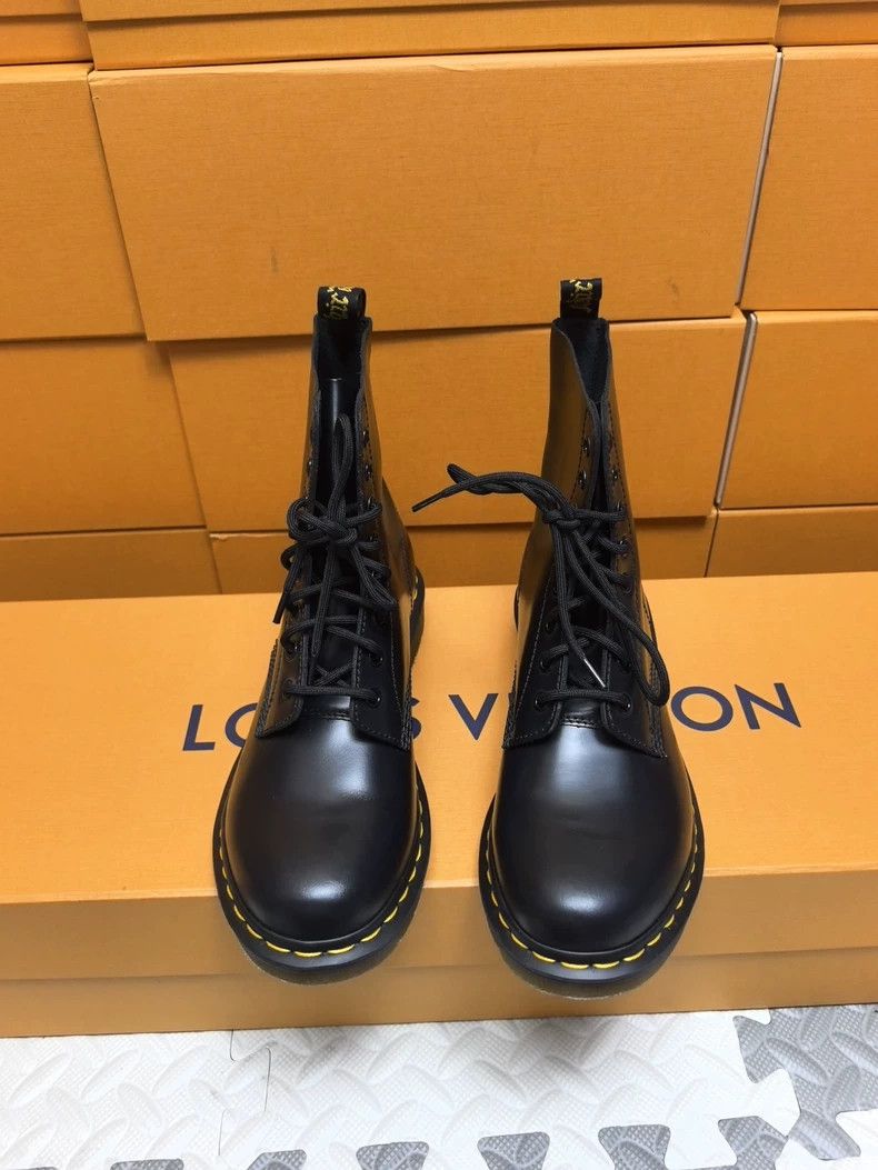 Dr. Martens Dr. Martens Classic Black Martin Boots for Men Size US 8 / EU 41 - 5 Thumbnail