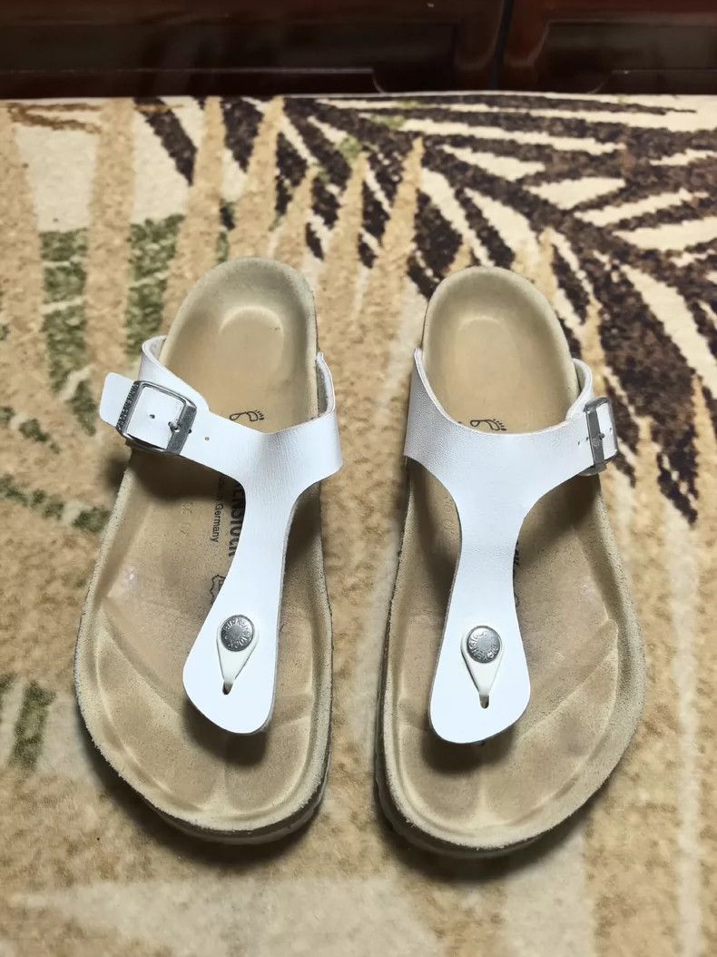Birkenstock Birkenstock Leather Flip Flops Size 41 Size US 9 / EU 42 - 3 Thumbnail
