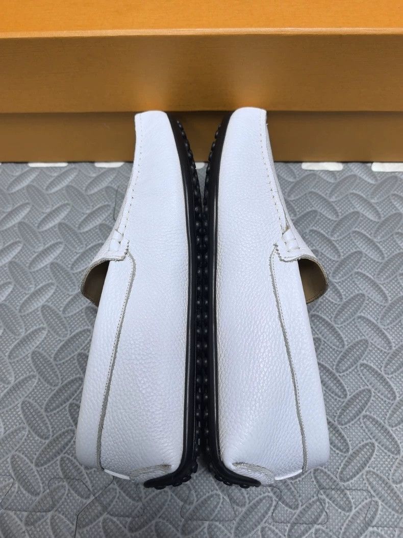 Louis Vuitton LV White Men’s Driving Moccasins Size US 5 / EU 37 - 7 Thumbnail