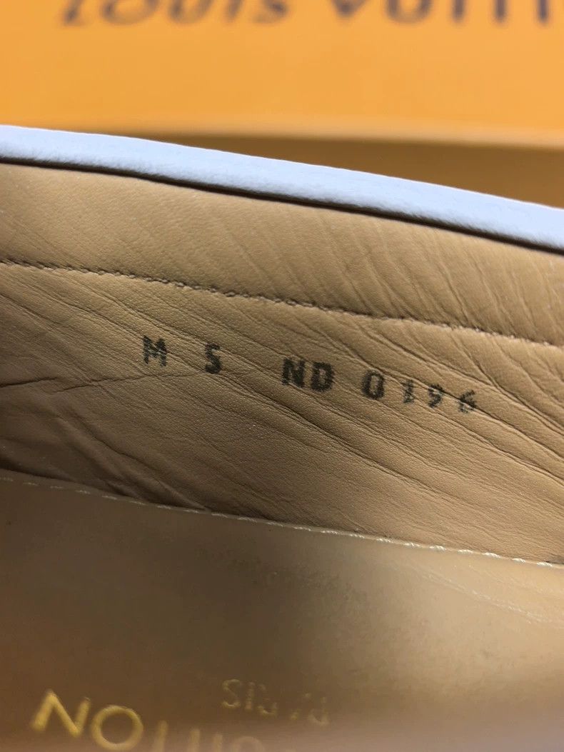 Louis Vuitton LV White Men’s Driving Moccasins Size US 5 / EU 37 - 2 Thumbnail