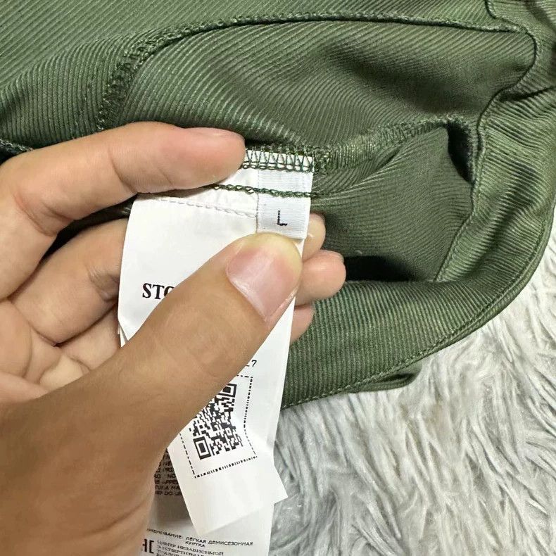 Stone Island Stone Island Half-Zip Jacket in Army Green Size US L / EU 52-54 / 3 - 6 Thumbnail