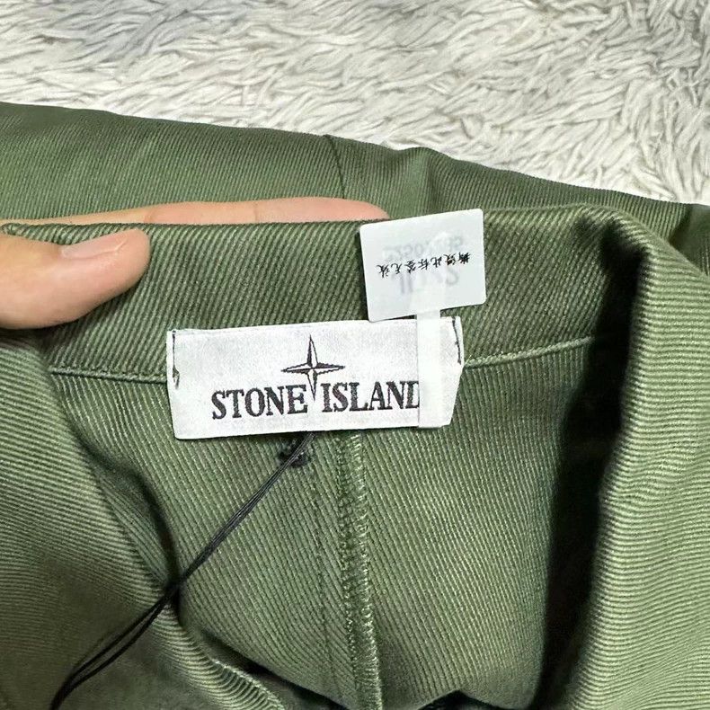 Stone Island Stone Island Half-Zip Jacket in Army Green Size US L / EU 52-54 / 3 - 4 Thumbnail