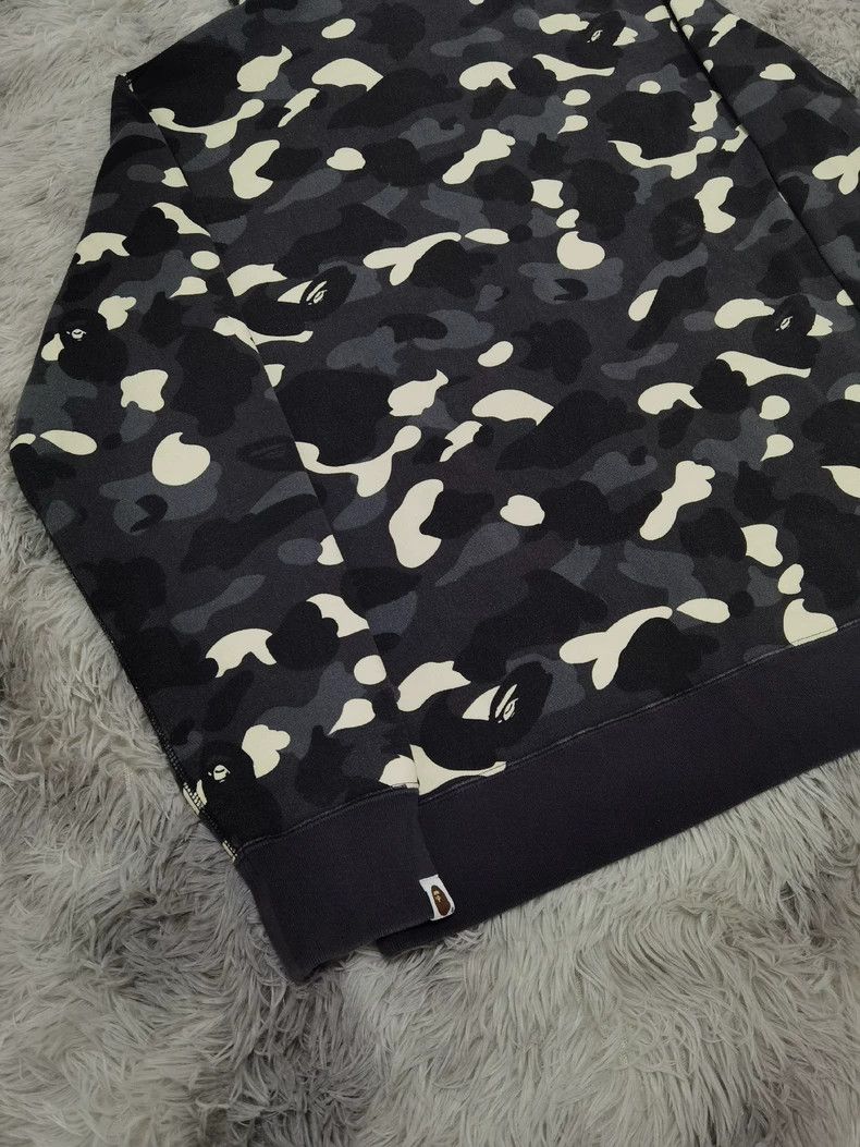 Bape Black and White Camo Shark Hoodie Size US XXL / EU 58 / 5 - 4 Thumbnail