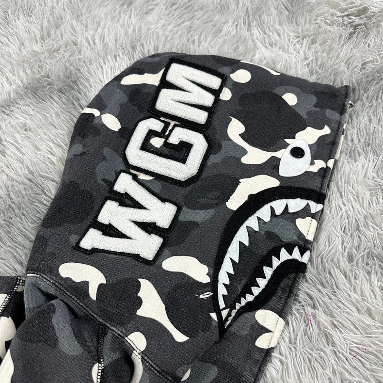 Bape Black and White Camo Shark Hoodie Size US XXL / EU 58 / 5 - 7 Thumbnail