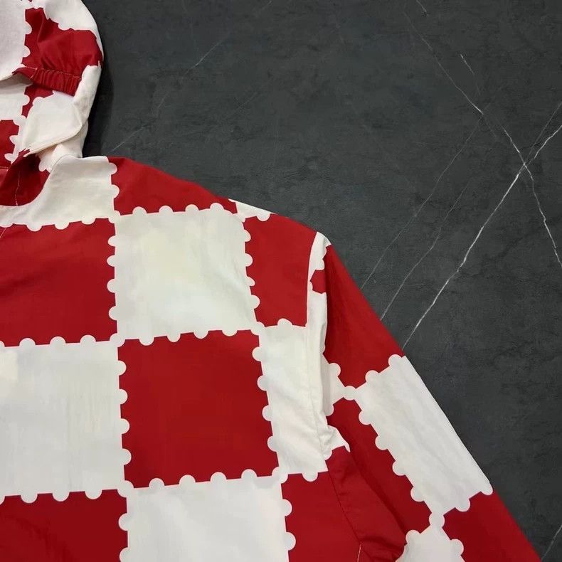 Louis Vuitton Louis Vuitton Red and White Checkered Jacket Size US L / EU 52-54 / 3 - 3 Thumbnail