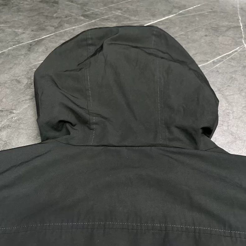 Louis Vuitton Louis Vuitton Functional Zip Jacket with Detachable Sleeves Size US L / EU 52-54 / 3 - 4 Thumbnail