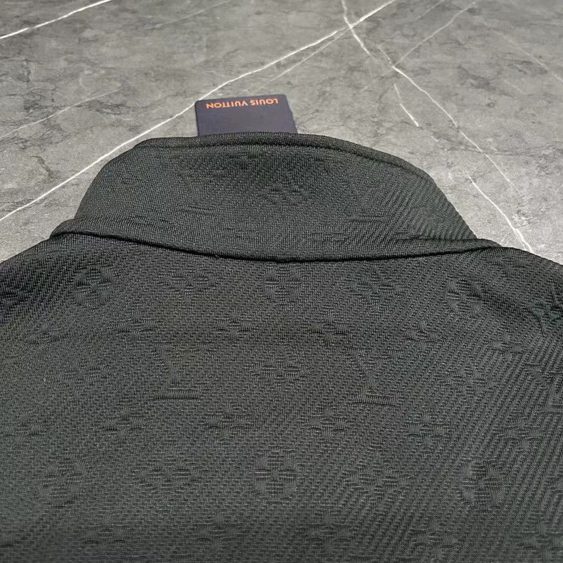 Louis Vuitton Louis Vuitton Logo Embossed Jacket XXL Size US XXL / EU 58 / 5 - 5 Thumbnail
