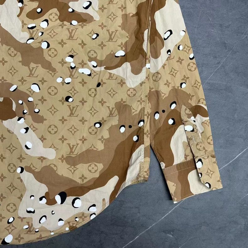 Louis Vuitton Louis Vuitton Desert Camouflage Logo Shirt Size US L / EU 52-54 / 3 - 4 Thumbnail