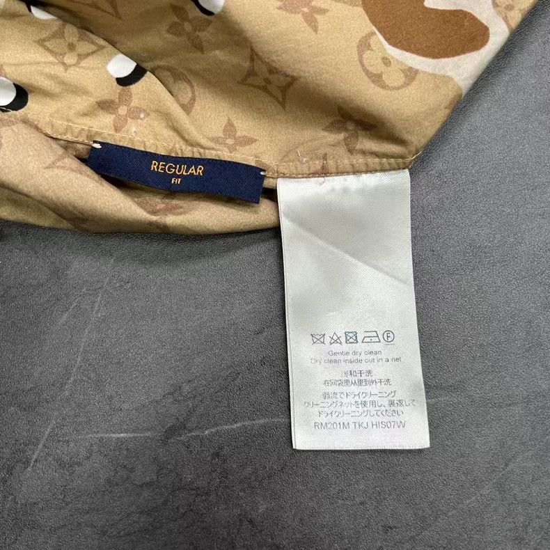 Louis Vuitton Louis Vuitton Desert Camouflage Logo Shirt Size US L / EU 52-54 / 3 - 5 Thumbnail