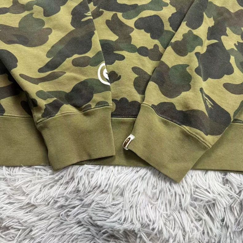 Bape Bape Green Camouflage Shark Hoodie Size US L / EU 52-54 / 3 - 4 Thumbnail