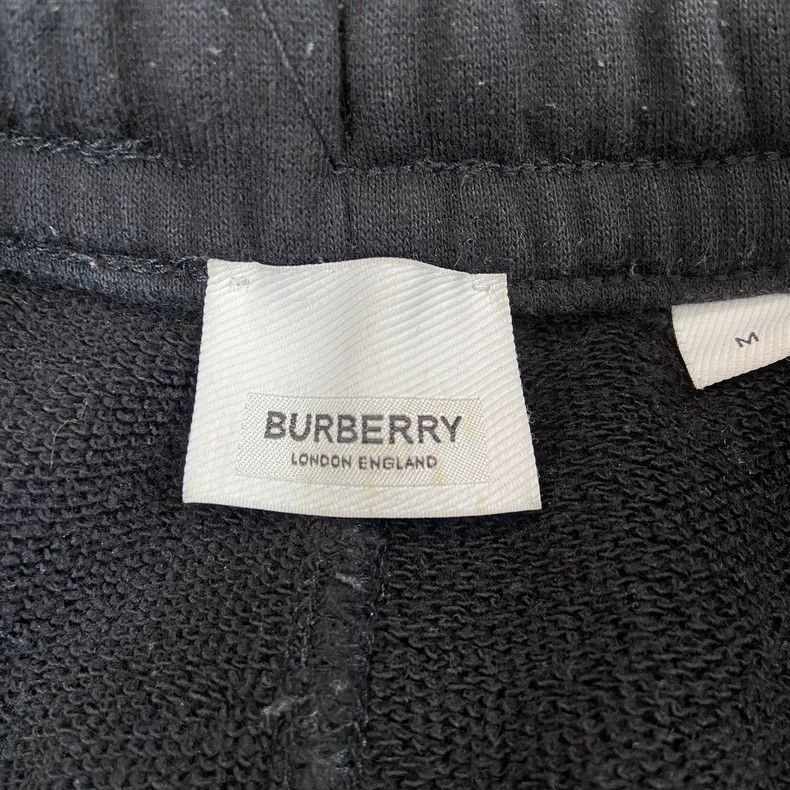 Burberry Burberry Logo Shorts M Size Special Price Size US 28 / EU 44 - 4 Thumbnail
