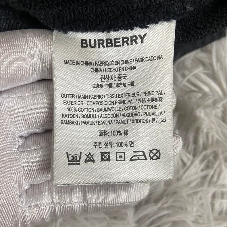 Burberry Burberry Logo Shorts M Size Special Price Size US 28 / EU 44 - 5 Thumbnail
