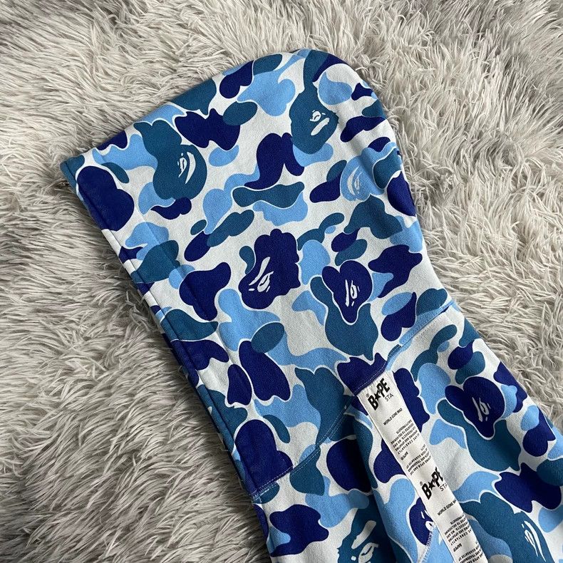 Bape Bape Zip Hoodie in Blue Camouflage Design Size US XL / EU 56 / 4 - 4 Thumbnail