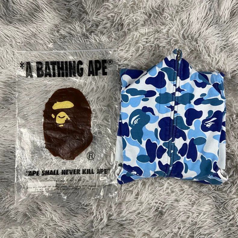 Bape Bape Zip Hoodie in Blue Camouflage Design Size US XL / EU 56 / 4 - 7 Thumbnail