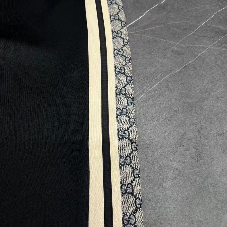 Gucci GUCCI Snake Print Logo Track Pants Size US 26 / EU 42 - 4 Thumbnail
