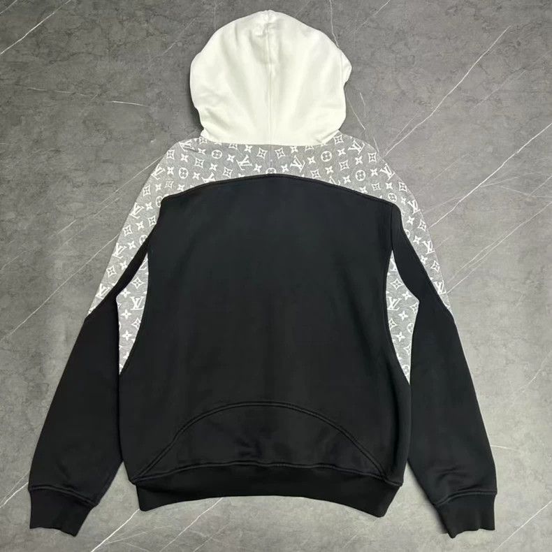 Louis Vuitton Louis Vuitton Black White Half Printed Hoodie Size US L / EU 52-54 / 3 - 2 Thumbnail
