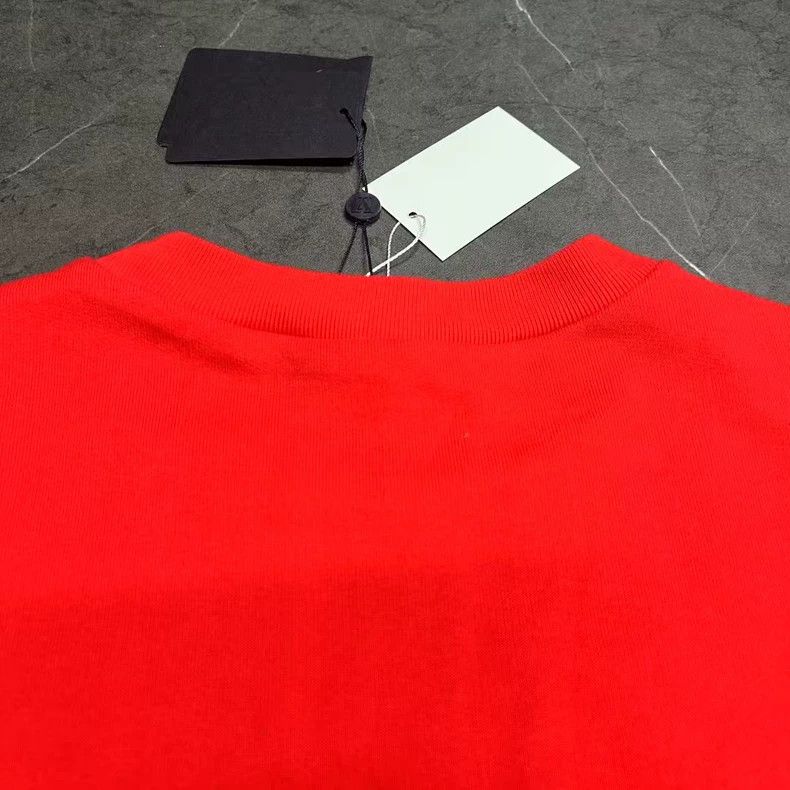 Louis Vuitton Louis Vuitton Red SS22 Sweatshirt Size S Size US S / EU 44-46 / 1 - 4 Thumbnail