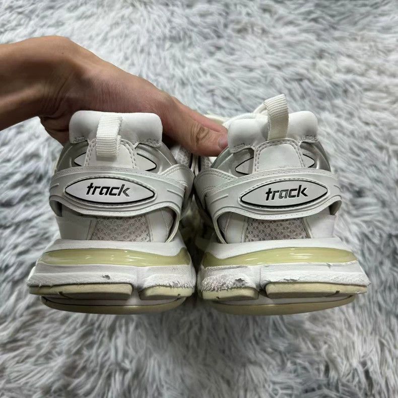Balenciaga Balenciaga White Dad Sneakers Size 41 Size US 8 / EU 41 - 3 Thumbnail