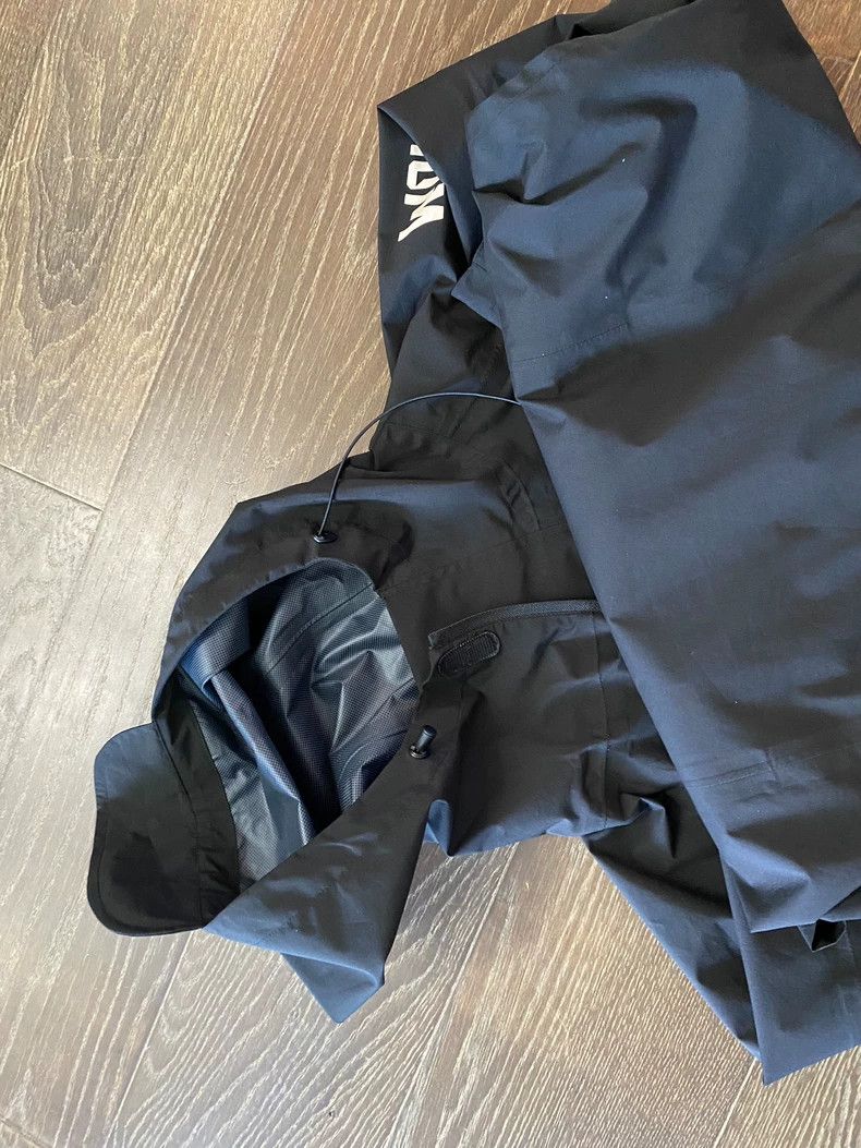 Moncler Long Raincoat Official Team Product Size US M / EU 48-50 / 2 - 7 Thumbnail
