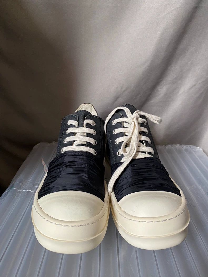 Rick Owens Rick Owens Black Silk Low-Top Sneakers Size US 6 / EU 39 - 2 Thumbnail