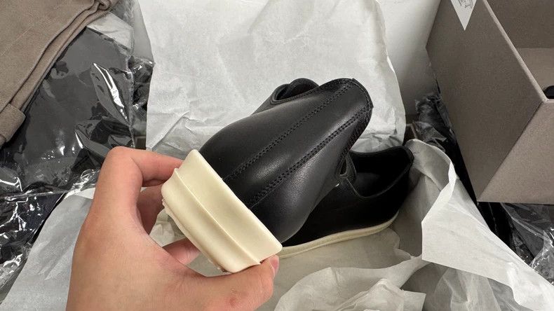 Rick Owens Rick Owens Low Top Leather Sneakers Size US 10 / EU 43 - 4 Thumbnail