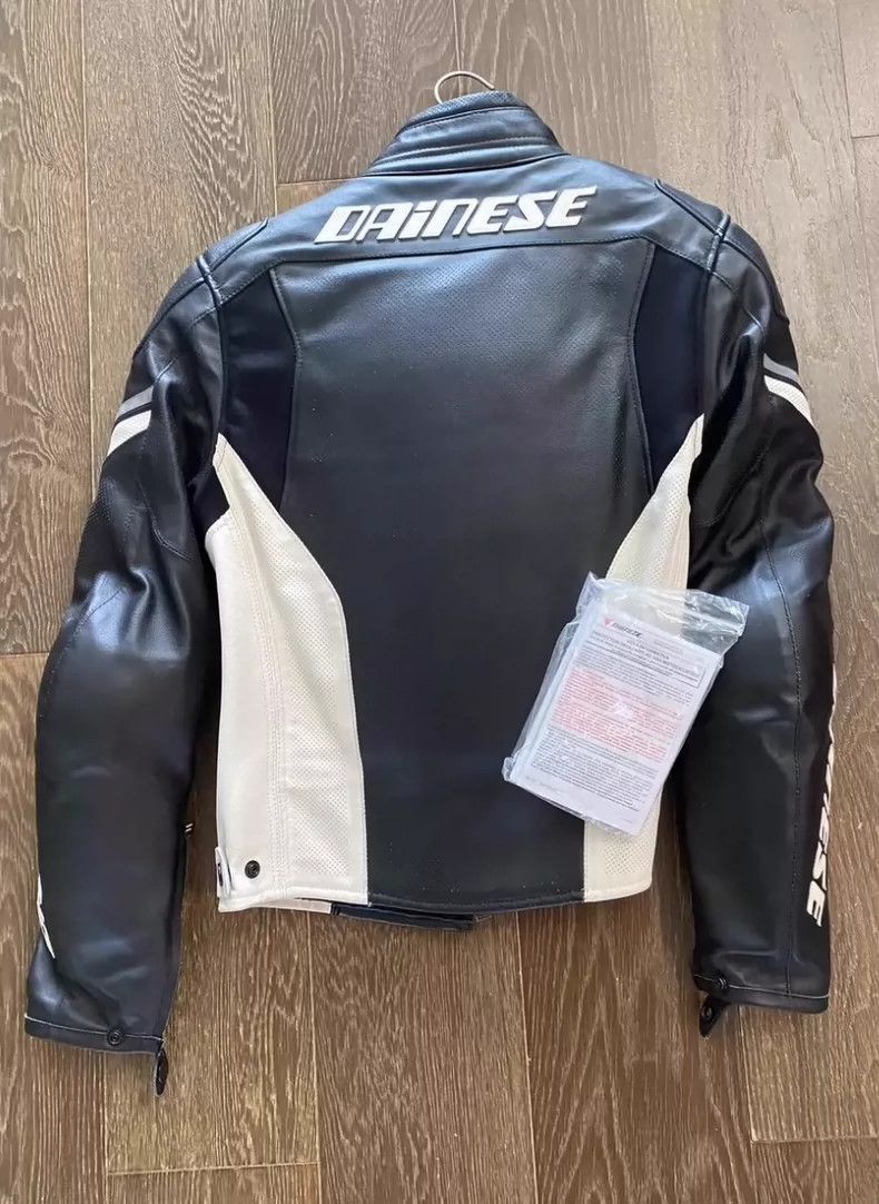 Schott Dainese Airfast Leather Jacket for Spring/Summer Size US M / EU 48-50 / 2 - 6 Thumbnail