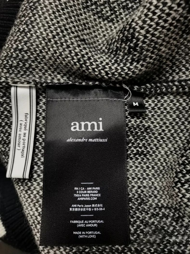 AMI AMI Men's Wool Sweater with Unique Design Size US M / EU 48-50 / 2 - 5 Thumbnail