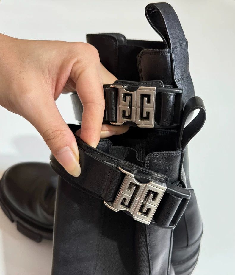 Givenchy Givenchy High-Top Chelsea Boots with Metal Buckle Size US 9 / EU 42 - 7 Thumbnail
