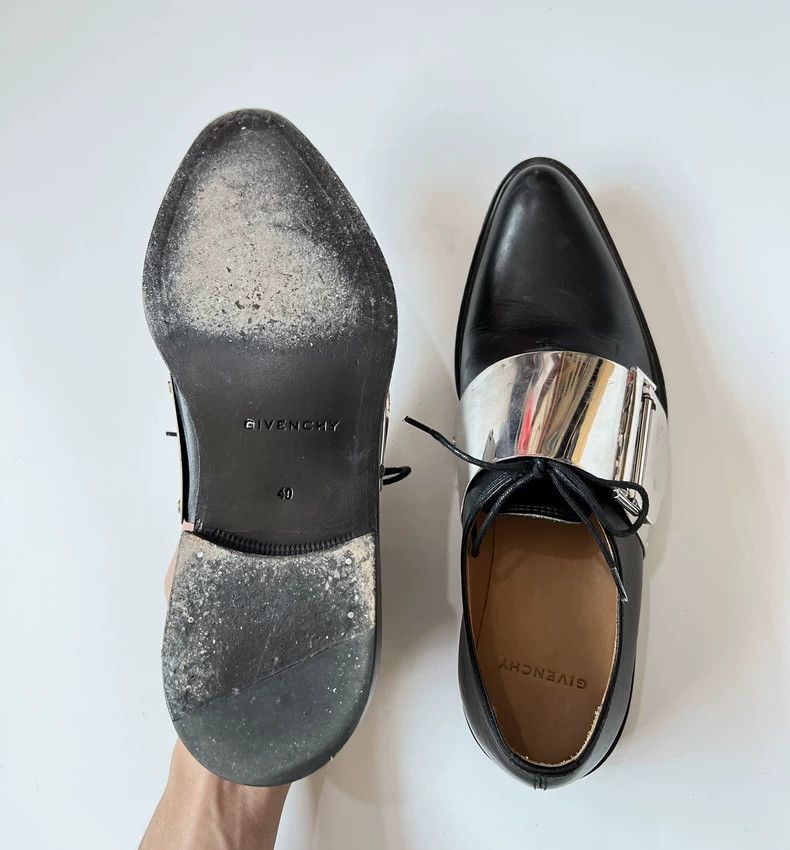 Givenchy Givenchy Black Oxford Shoes with Metallic Detail Size US 8 / EU 41 - 8 Thumbnail