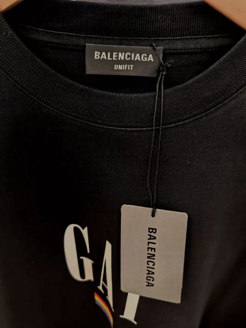 Balenciaga Balenciaga Black T-Shirt with Gay Print Size US XXS / EU 40 - 5 Thumbnail