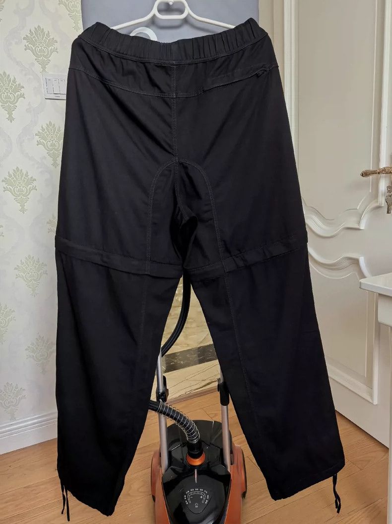 Givenchy Givenchy Black Cargo Pants with Detachable Design Size US 33 - 3 Thumbnail