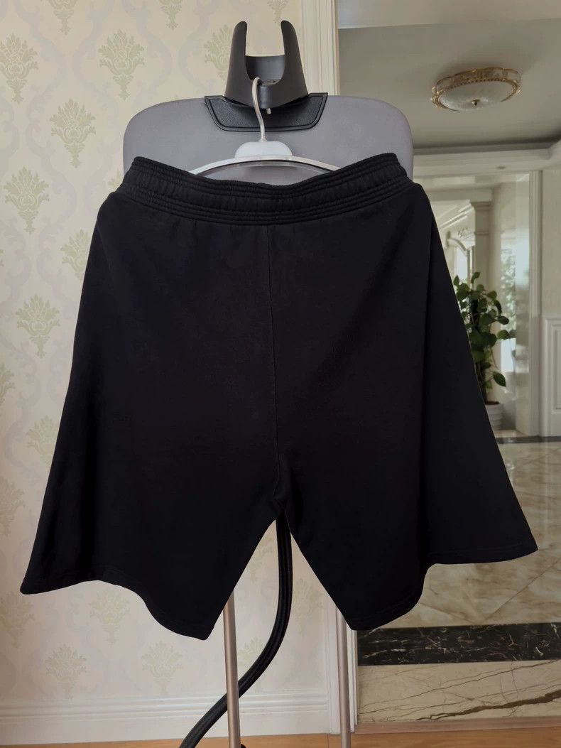 Givenchy Givenchy Black Shorts Size L Size US 34 / EU 50 - 4 Thumbnail