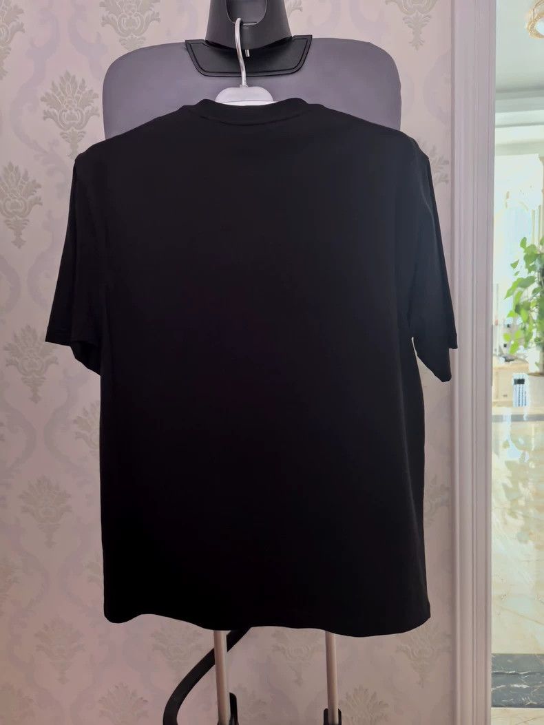 Burberry Burberry Black T-Shirt Size S Unisex Size US S / EU 44-46 / 1 - 4 Thumbnail