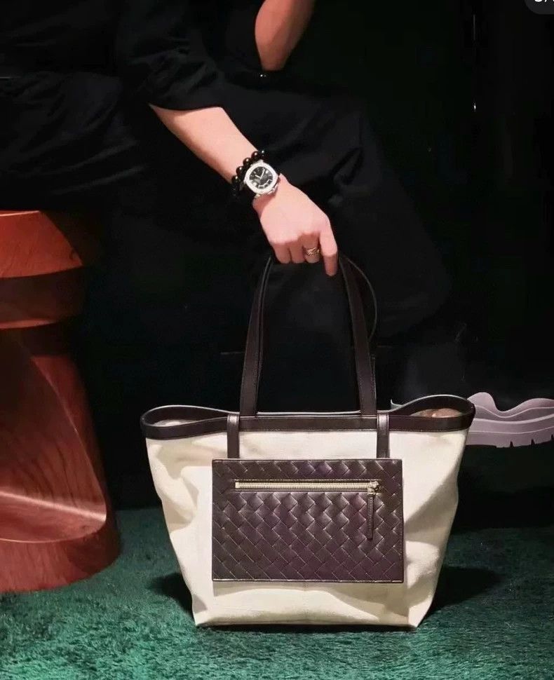 Bottega Veneta Bottega Veneta Flipflap Tote Bag Size ONE SIZE - 2 Thumbnail