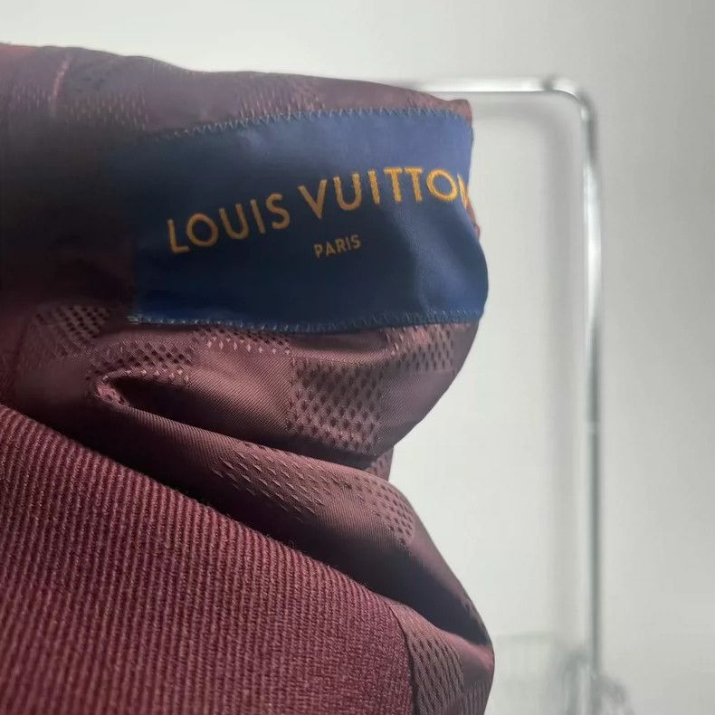 Louis Vuitton Louis Vuitton Pearl Button Jacket Size 46 Size US M / EU 48-50 / 2 - 6 Thumbnail