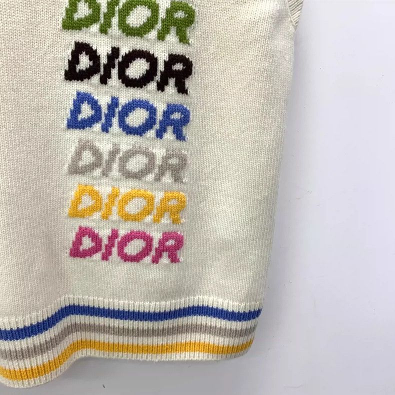 Dior Christian Dior Sleeveless V-Neck Knit Vest Size US M / EU 48-50 / 2 - 4 Thumbnail