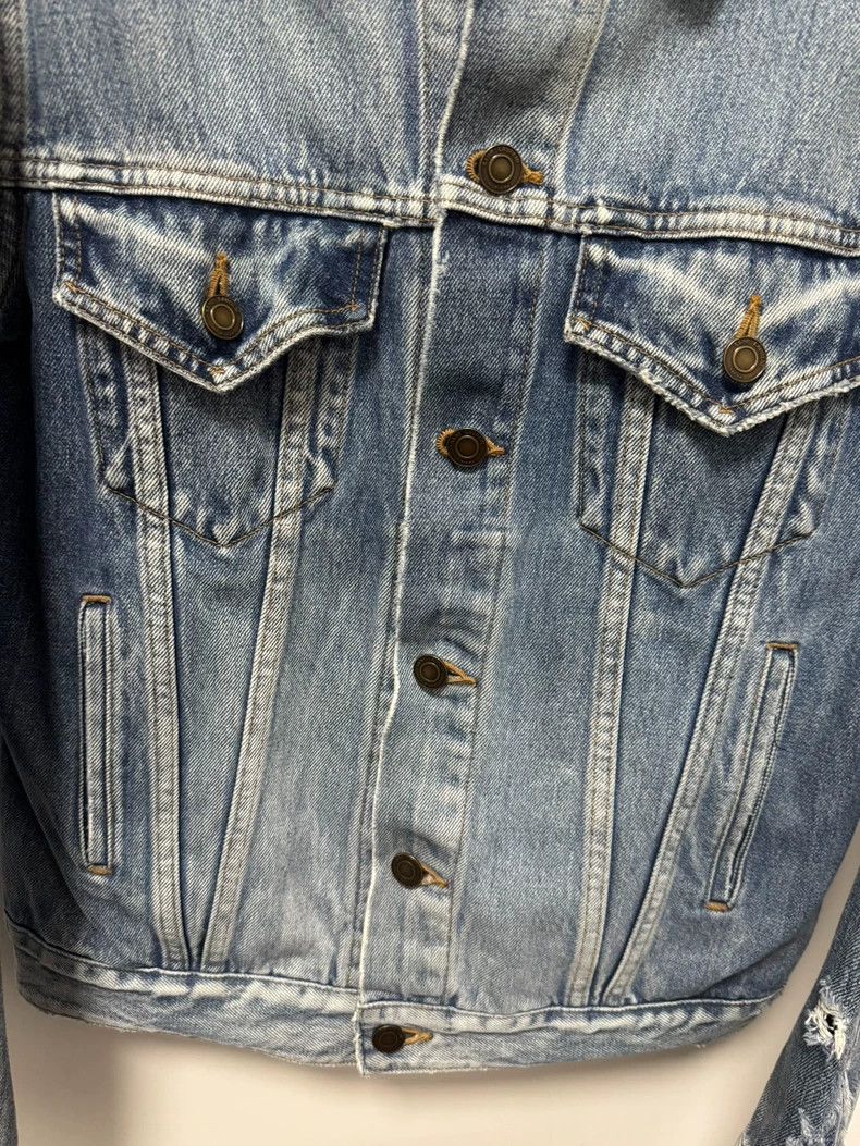 Saint Laurent Paris Saint Laurent Distressed Denim Jacket with Palm Tree Patch Size US M / EU 48-50 / 2 - 3 Thumbnail