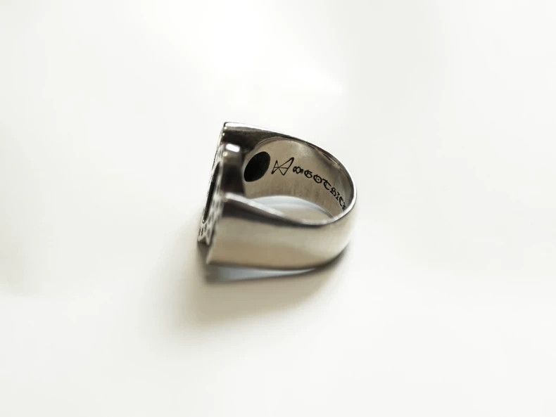 Yohji Yamamoto Gothic Diamond Ring by Yohji Yamamoto Size ONE SIZE - 6 Thumbnail