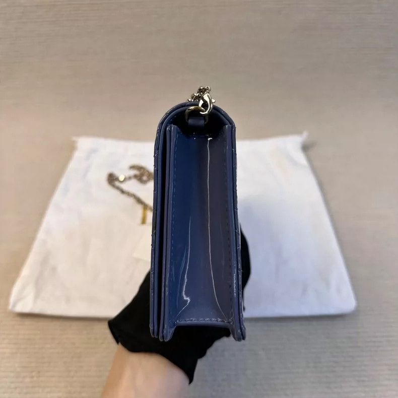 Dior DIOR Blue Chain Patent Leather Clutch Bag Size ONE SIZE - 2 Thumbnail
