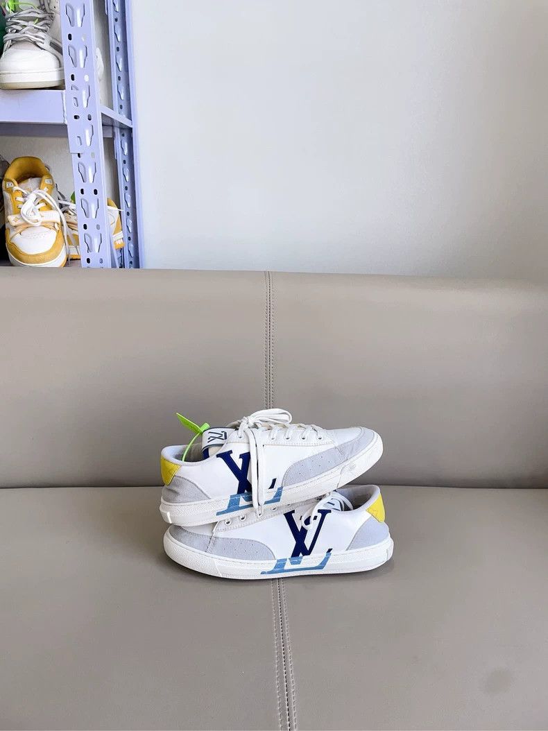 Louis Vuitton Louis Vuitton LV Charlie Sneaker Size 42 Size US 9 / EU 42 - 2 Thumbnail