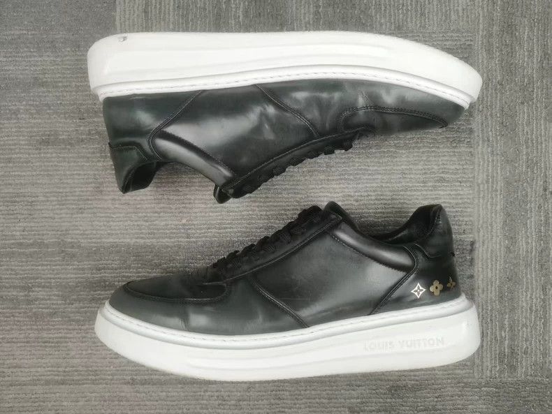 Louis Vuitton Louis Vuitton Beverly Hills Sneakers Size 42 Size US 8 / EU 41 - 5 Thumbnail