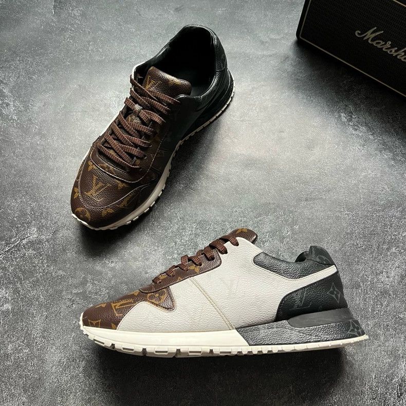 Louis Vuitton Louis Vuitton Runaway Monogram Sneakers Size 41 Size US 7 / EU 40 - 3 Thumbnail