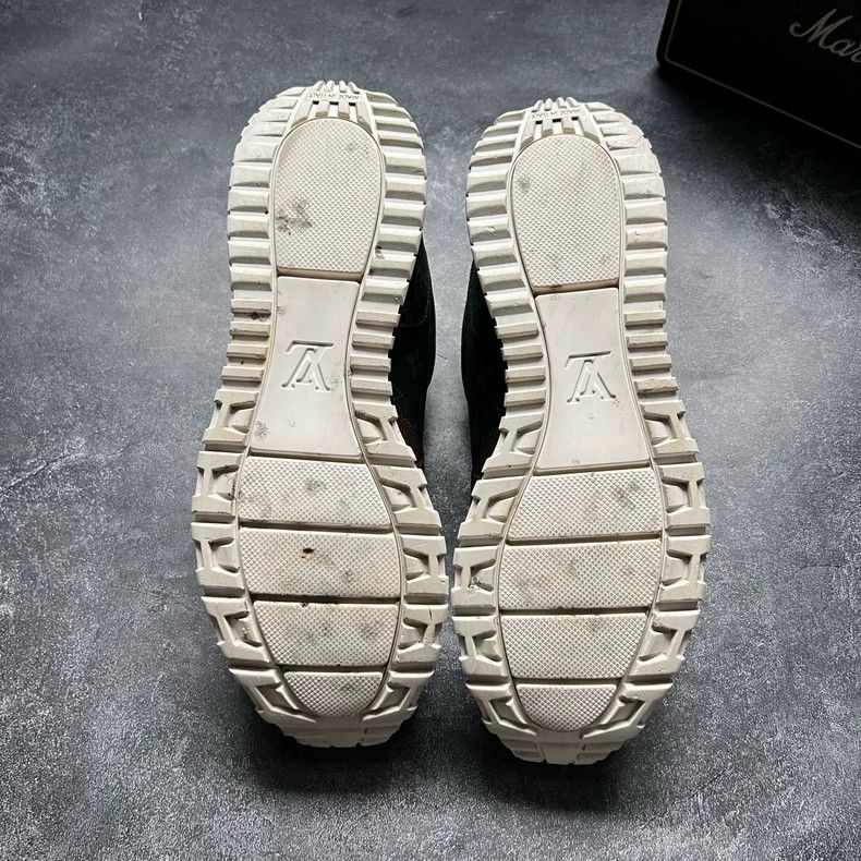 Louis Vuitton Louis Vuitton Runaway Monogram Sneakers Size 41 Size US 7 / EU 40 - 5 Thumbnail