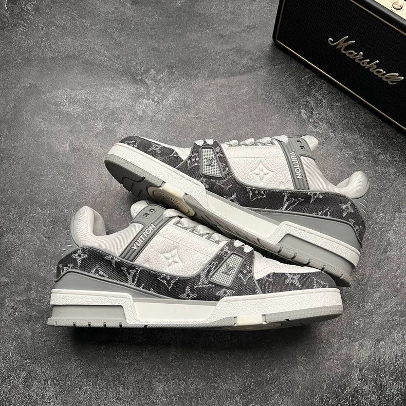 Louis Vuitton Louis Vuitton Trainer Sneakers Size 7.5 Size US 7.5 / EU 40-41 - 2 Thumbnail
