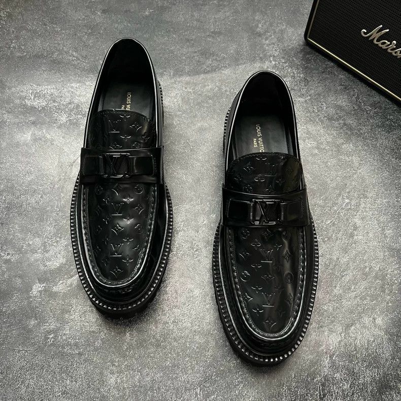Louis Vuitton LOUIS VUITTON LV Major Loafers Size 8.5 Size US 8.5 / EU 41-42 - 2 Thumbnail
