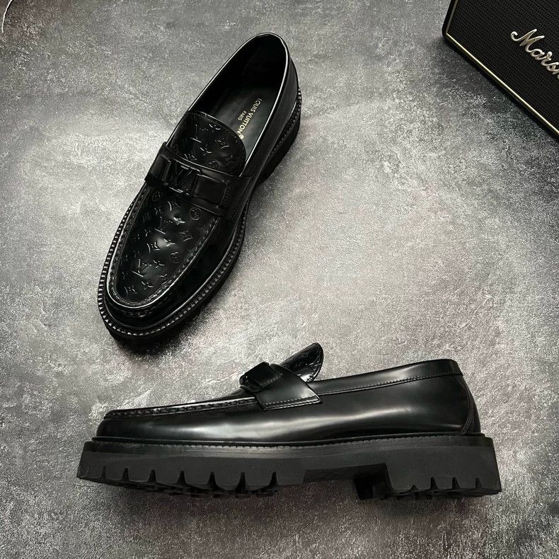 Louis Vuitton LOUIS VUITTON LV Major Loafers Size 8.5 Size US 8.5 / EU 41-42 - 4 Thumbnail