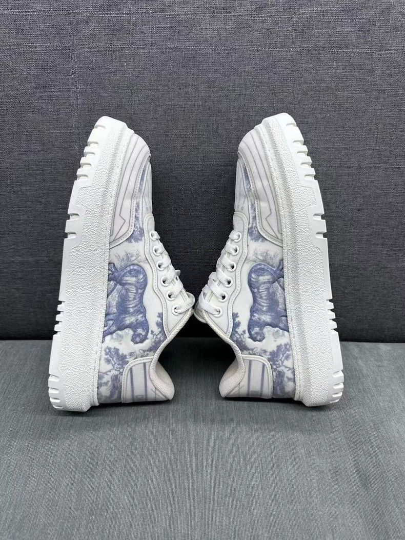 Dior Dior White and Blue Sneakers 38 Size Size US 7 / EU 40 - 2 Thumbnail